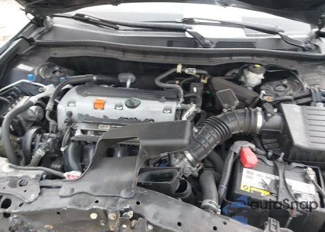 2010 Honda Accord Sdn Lx-P z USA, uszkodzony, nr VIN 1HGCP2F47AA138565